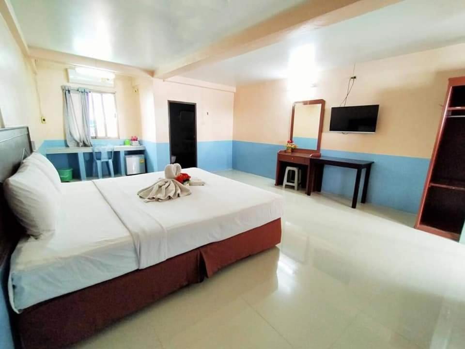Station Hotel Trang Eksteriør bilde